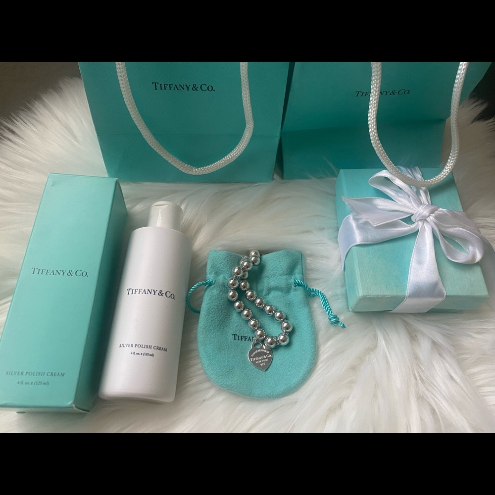 Tiffany & Co  Authentic RTT Heart Tag  bead bracelet in silver